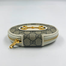 Load image into Gallery viewer, Gucci 1955 GG Supreme Horsebit Coin Case Wallet TWS
