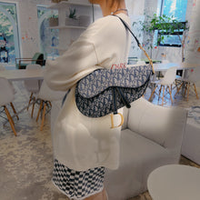 Load image into Gallery viewer, Dior Trotter Saddle Bag TWS
