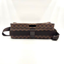 Load image into Gallery viewer, Louis Vuitton Damier ebène Broadway Messenger bag
