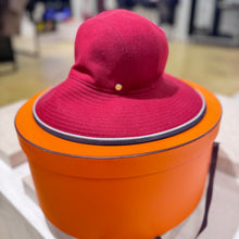 Load image into Gallery viewer, Hermes Red Hat

