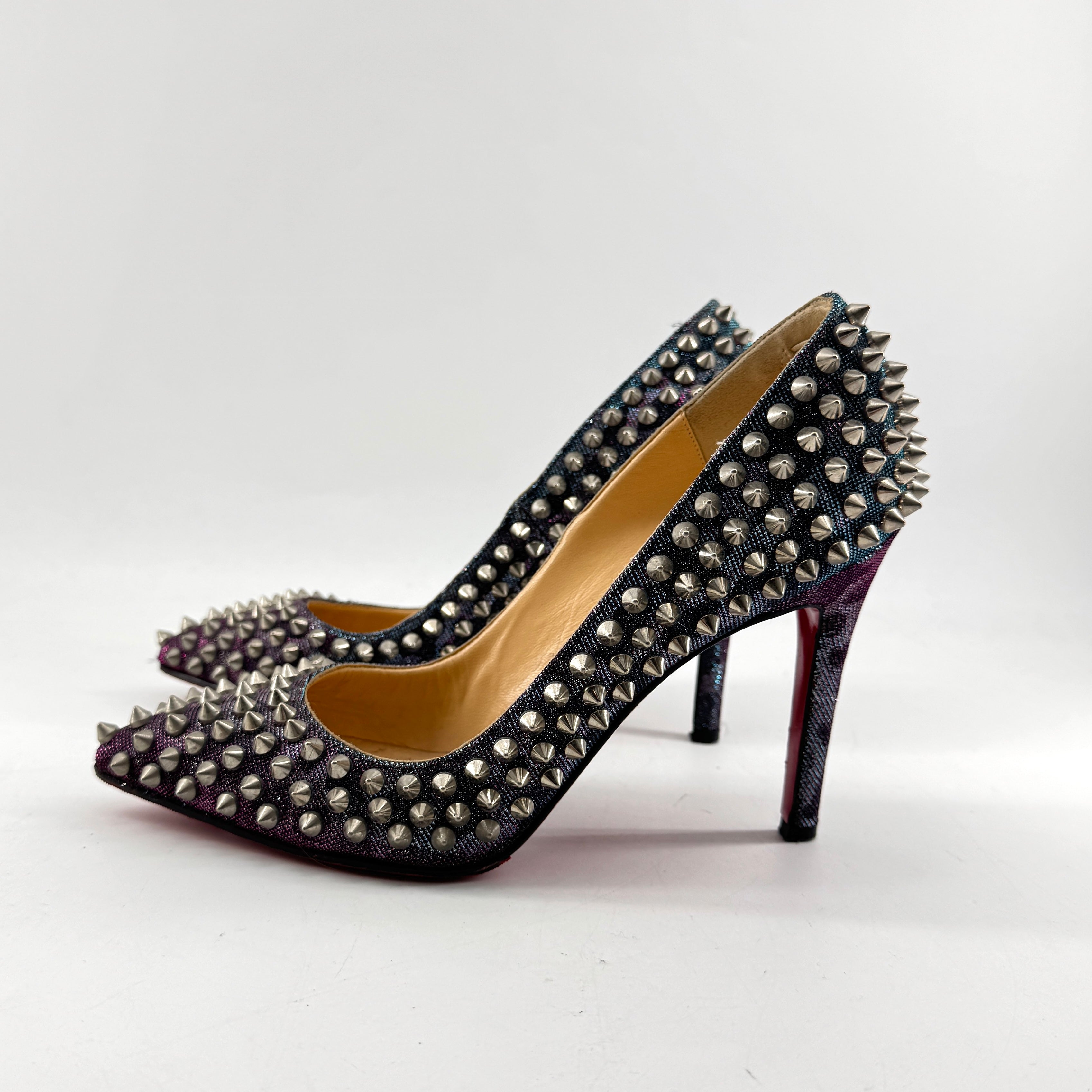 Christian Louboutin – Sheer Room