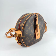 Load image into Gallery viewer, Louis Vuitton Monogram Boite Chapeau Souple MM
