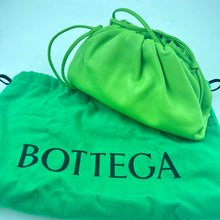 Load image into Gallery viewer, BOTTEGA VENETA The Pouch Mini Leather Clutch Bag TWS
