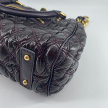 Load image into Gallery viewer, Marc Jacobs Stam leather two way bag
