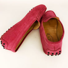 Load image into Gallery viewer, Tod&#39;s red flat shoes

