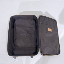 Load image into Gallery viewer, Louis Vuitton pegase 55 carry on
