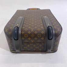 Load image into Gallery viewer, Louis Vuitton pegase 55 carry on
