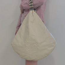 Load image into Gallery viewer, Chanel lambskin rock and chain hobo
