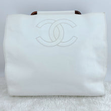 Load image into Gallery viewer, Chanel Vintage Caviar Wood Handle Tote
