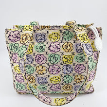 Load image into Gallery viewer, Chanel Vintage Flower CC Loge tote
