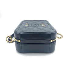 Load image into Gallery viewer, Chanel Vanity Case 2019
