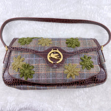 Load image into Gallery viewer, ETRO Cloth Flower Pouch
