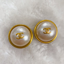Load image into Gallery viewer, CHANEL vintage pearl gold earrings TWS
