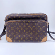 Load image into Gallery viewer, Louis Vuitton Nile Crossbody Bag

