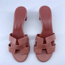 Load image into Gallery viewer, Hermes sandal
