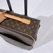 Load image into Gallery viewer, Louis Vuitton pegase 55 carry on
