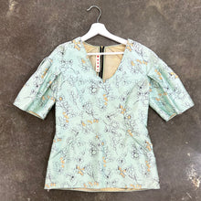 Load image into Gallery viewer, Marni Flower V-neck top
