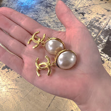 Load image into Gallery viewer, Chanel CC Logo Pearl Earrings TWS
