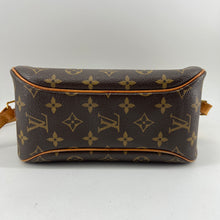 Load image into Gallery viewer, Louis Vuitton Blois Crossbody Bag TWS pop
