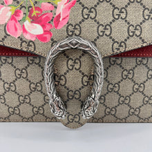 Load image into Gallery viewer, Gucci Dionysus GG Blooms bag
