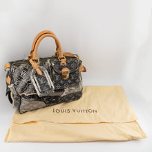 Load image into Gallery viewer, Louis Vuitton Limited edition speedy 30
