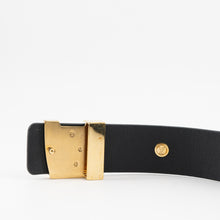 Load image into Gallery viewer, Louis Vuitton leather belt
