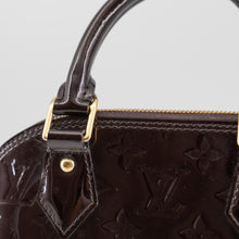 Load image into Gallery viewer, Louis Vuitton Amarante Monogram Vernis Alma PM Bag
