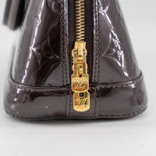 Load image into Gallery viewer, Louis Vuitton Amarante Monogram Vernis Alma PM Bag
