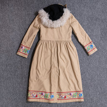 Load image into Gallery viewer, Red Valentino embroidery long coat
