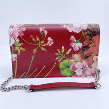 Load image into Gallery viewer, Gucci Flora bag
