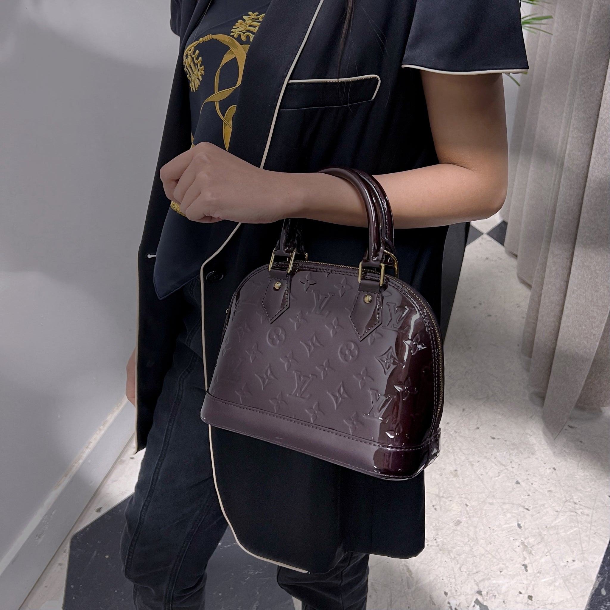 Louis Vuitton Amarante Monogram Vernis Alma Bb Bag