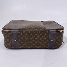 Load image into Gallery viewer, Louis Vuitton pegase 55 carry on
