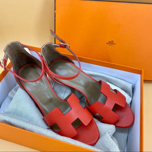 Load image into Gallery viewer, HERMES Legend sandals
