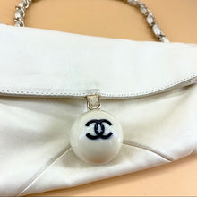 Load image into Gallery viewer, CHANEL Vintage leather ball bag
