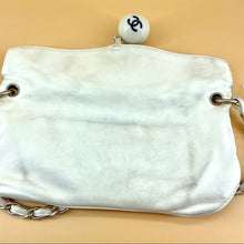 Load image into Gallery viewer, CHANEL Vintage leather ball bag
