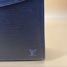 Load image into Gallery viewer, LOUIS VUITTON Marlesherbes epi leather bag
