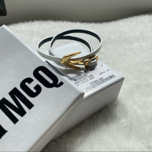 Load image into Gallery viewer, MCQUEEN SWALLOW LEATHER BRACELET
