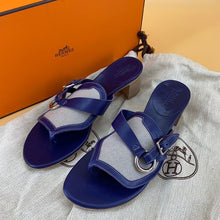 Load image into Gallery viewer, HERMES sandals caraibes toile H Panama
