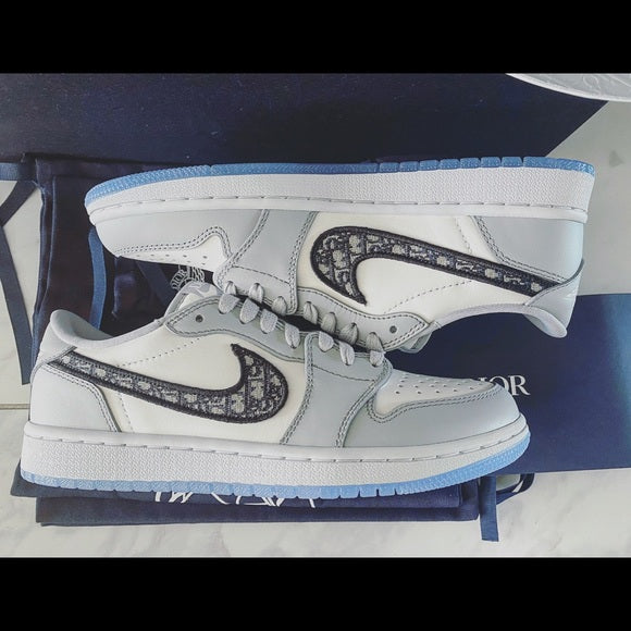 DIOR× Nike Jordan 1 Retro Low Dior sneaker NWT