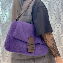 Load image into Gallery viewer, FENDI Wool Mamma baguette Shoulder bag
