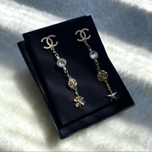 CHANEL star& clover pendant earrings