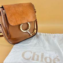 Load image into Gallery viewer, CHLOE faye backpack medium-sized
