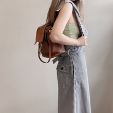 Load image into Gallery viewer, CHLOE faye backpack medium-sized
