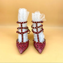 Load image into Gallery viewer, Valentino Garavani snakeskin sandals
