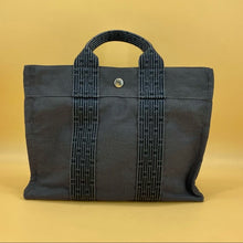 Load image into Gallery viewer, HERMES Vintage toto cloth bag
