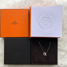 Load image into Gallery viewer, HERMES Finesse pendant 750gold&amp;diamond necklace
