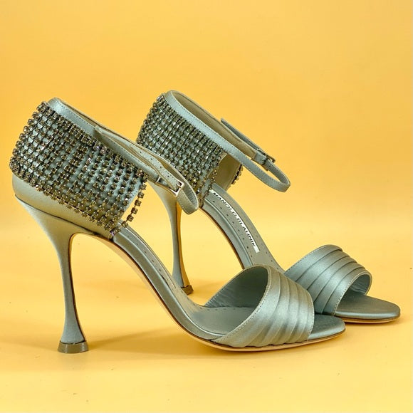 MANOLO BLAHNIK crystal high-heeled sandals