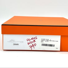Load image into Gallery viewer, HERMES rivet oran sandals in black leather
