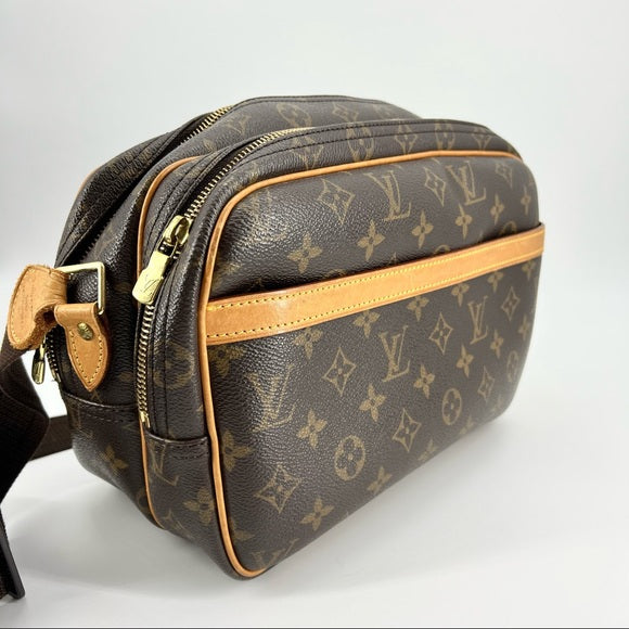 Louis Vuitton Reporter Handbag 322837